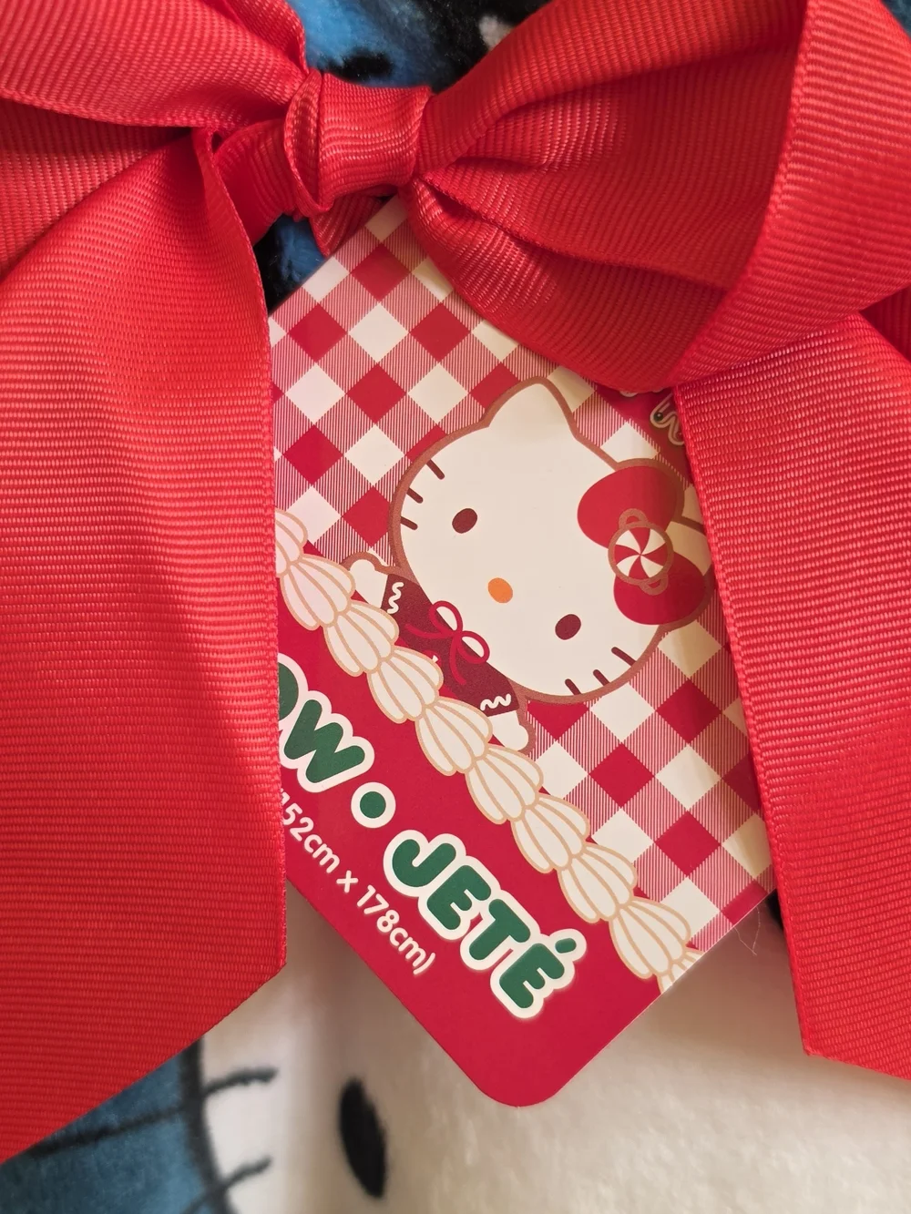Sanrio Hello Kitty Christmas Plush Throw NWT 60x70